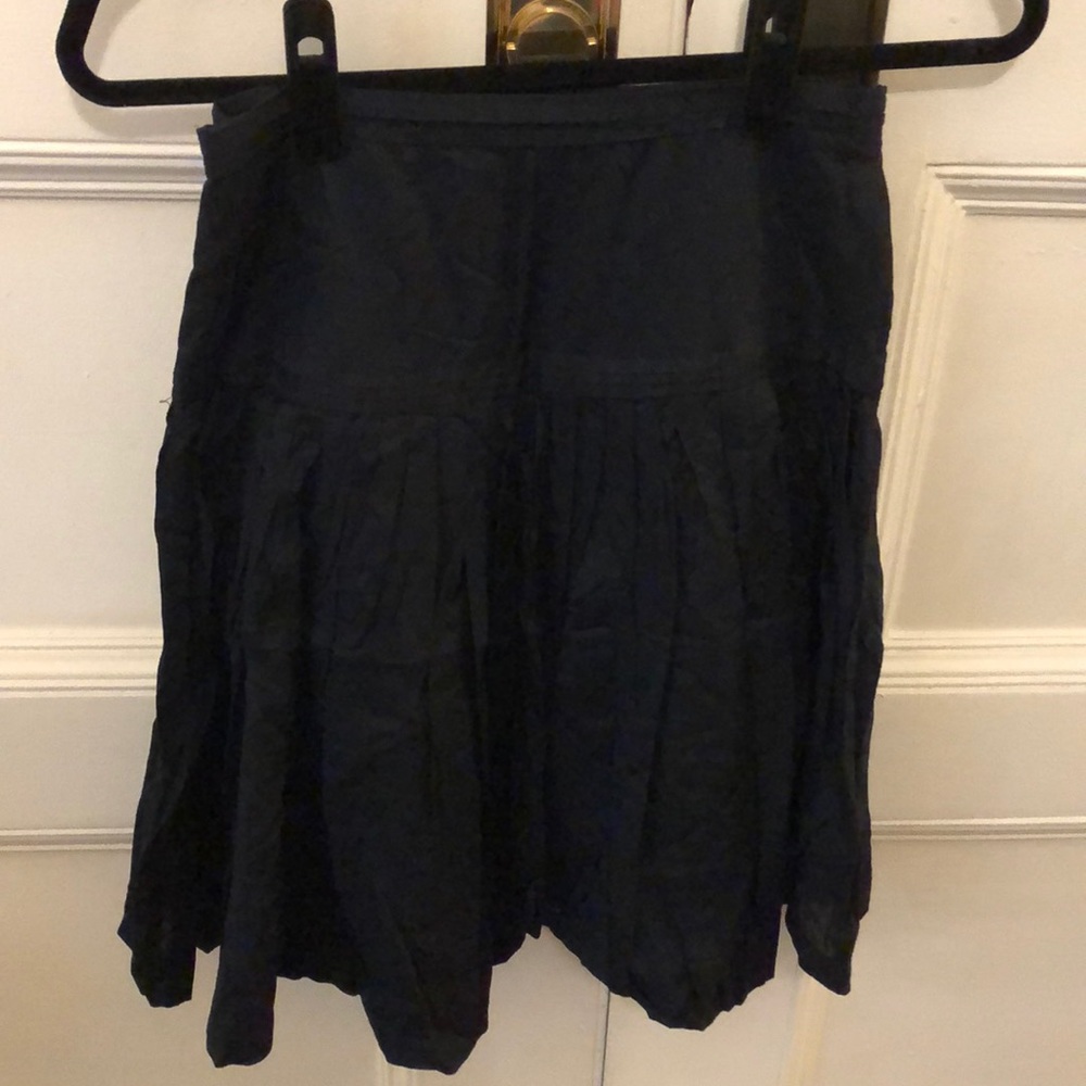 Pleated navy cotton skirt